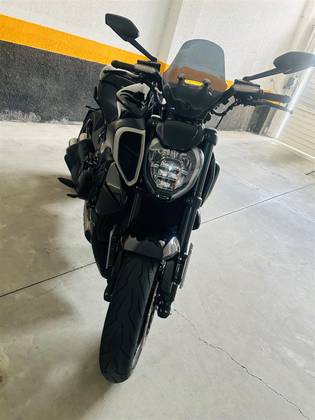 DUCATI DIAVEL V4 
